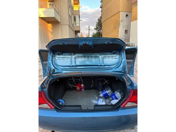 20 YILLIK Sahibinden Ford Focus 1.6 Ambiente 2000 Model