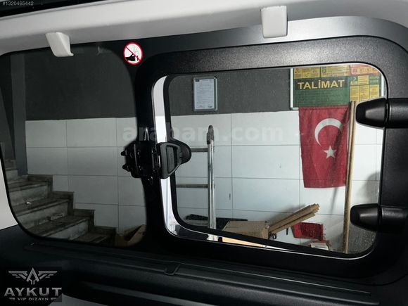 FORD CUSTOM ORJİNAL AÇILIR CAM