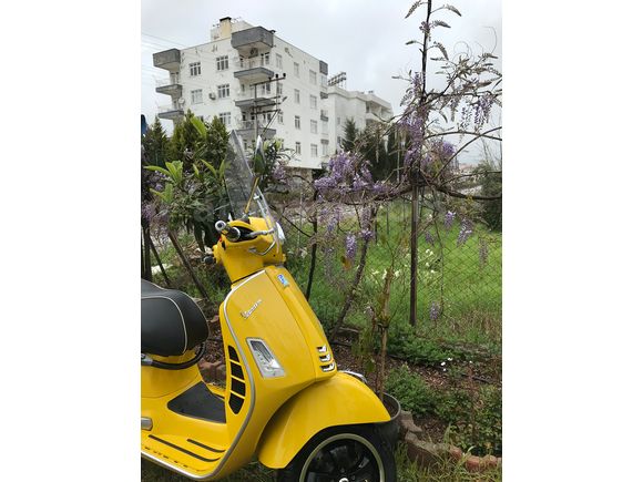 Sahibinden Vespa GTS 300 Super 
