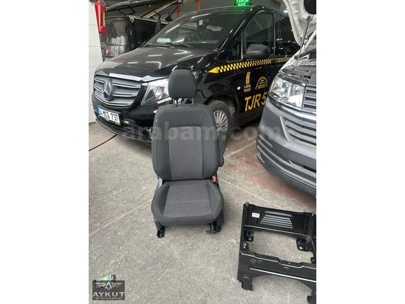 AYKUT DİZAYN FORD CUSTOM ÖN KOLTUK