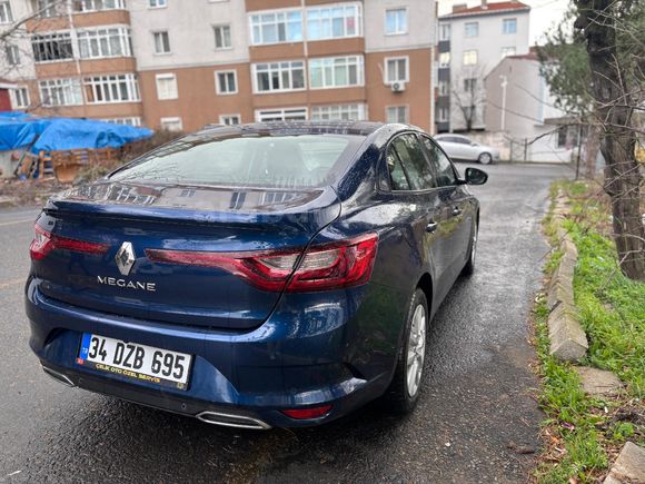 Sahibinden Renault Megane 1.3 TCe Joy 2021 Model