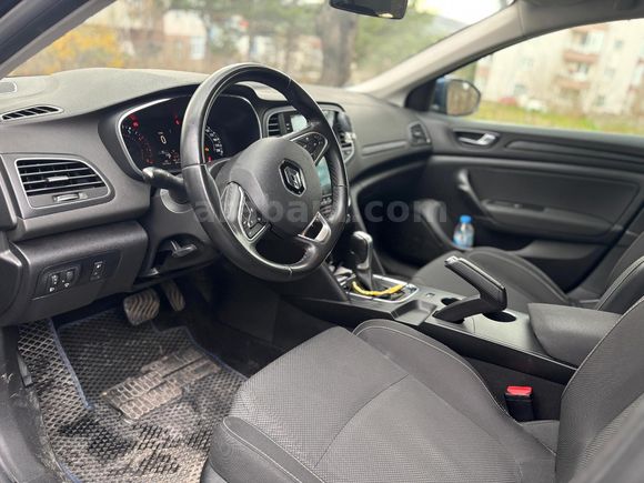Sahibinden Renault Megane 1.3 TCe Joy 2021 Model