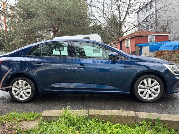 Sahibinden Renault Megane 1.3 TCe Joy 2021 Model