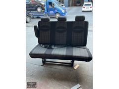 AYKUT DİZAYN-RENAULT TRAFİK KOLTUK