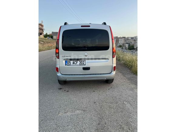 Sahibinden Renault Kangoo Multix 1.5 dCi Privilege 2012 Model 