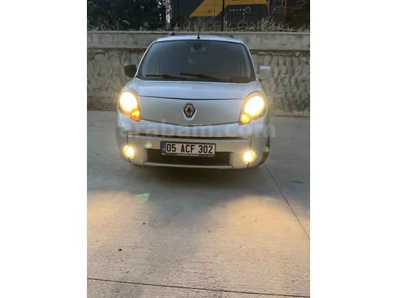 Sahibinden Renault Kangoo Multix 1.5 dCi Privilege 2012 Model 
