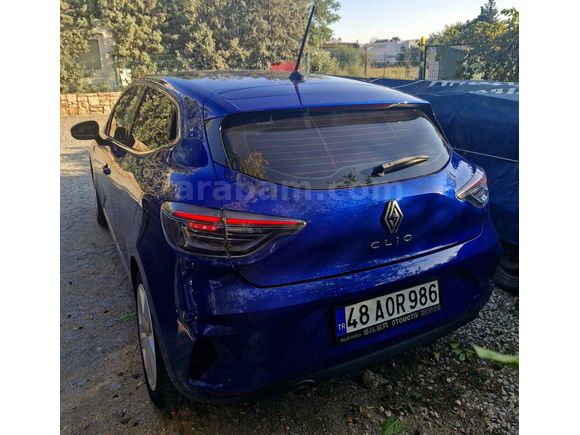 Sahibinden Renault Clio 1.0 TCe Evolution 2023 Model 