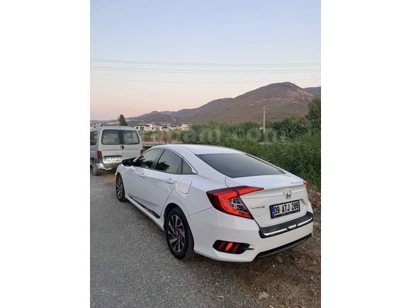 Sahibinden Honda Civic 1.6i VTEC Eco Elegance 2016 Model 