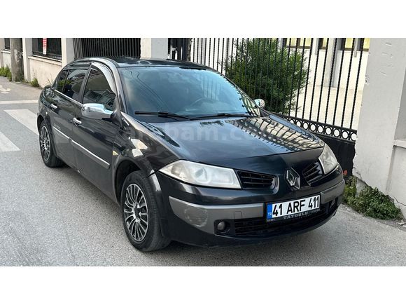 GEBZE SEZGİN OTOMOTİV DEN TÜM KREDİ KARTLARINA 12 AY'A KADAR VADE SEÇENEĞİ MEVCUTTUR Renault Megane 1.5 dCi Extreme 2007 Model Kocaeli