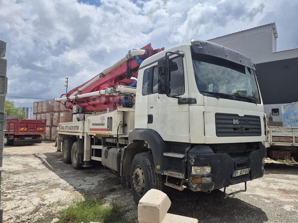 BAKIMLARI YAPILMIŞ AKTİF KULLANILAN PUTZMAİSTER POMPA