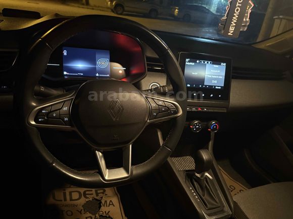 Sahibinden Renault Clio Evolution 2024 Model