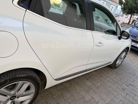 Sahibinden Renault Clio Evolution 2024 Model