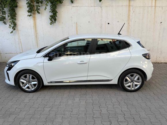 Sahibinden Renault Clio Evolution 2024 Model