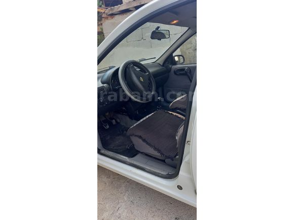 Sahibinden Opel Corsa 1.2 Swing 1999 Model Erzincan