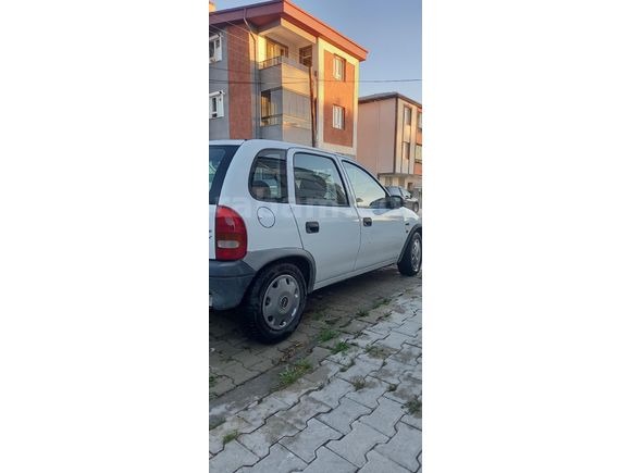 Sahibinden Opel Corsa 1.2 Swing 1999 Model Erzincan