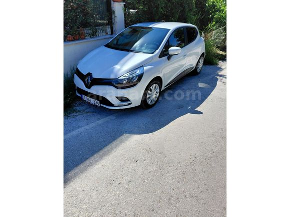 Sahibinden Çok Temiz Renault Clio 0.9 TCe Joy 2020 Model Çanakkale