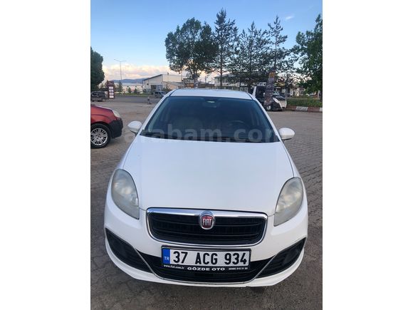 2012 Linea 1.3 Multijet Easy Yeni Göğüs Boyasız - Değişensiz - Tramersiz