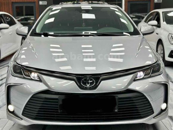 Galeriden Toyota Corolla 1.5 Flame X-Pack 2022 Model İstanbul