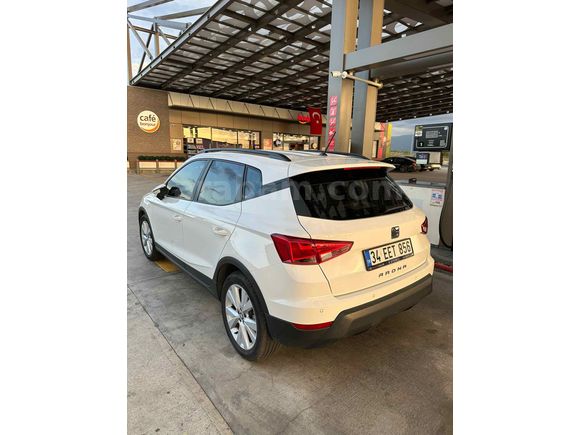 Sahibinden Seat Arona 1.0 EcoTSI Style Plus 2021 Model 