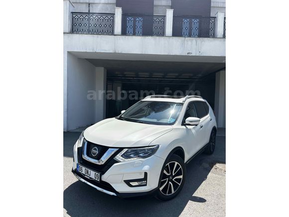 Sahibinden Nissan X-Trail 1.6 dCi Platinum Premium 2017 Model  110.000 km Beyaz