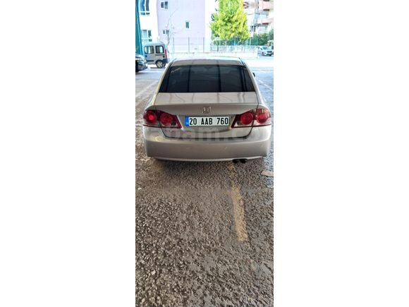 Honda Civic değişensiz otomatik