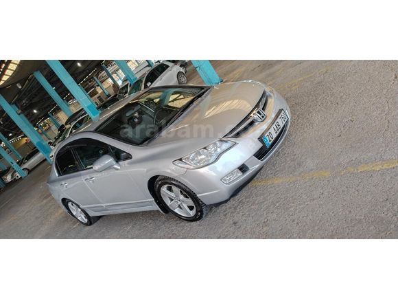 Honda Civic değişensiz otomatik