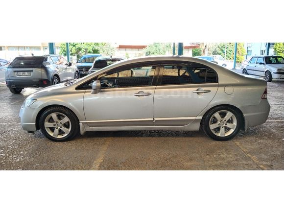 Honda Civic değişensiz otomatik