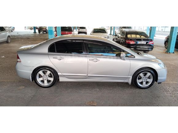 Honda Civic değişensiz otomatik