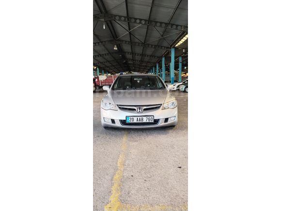 Honda Civic değişensiz otomatik