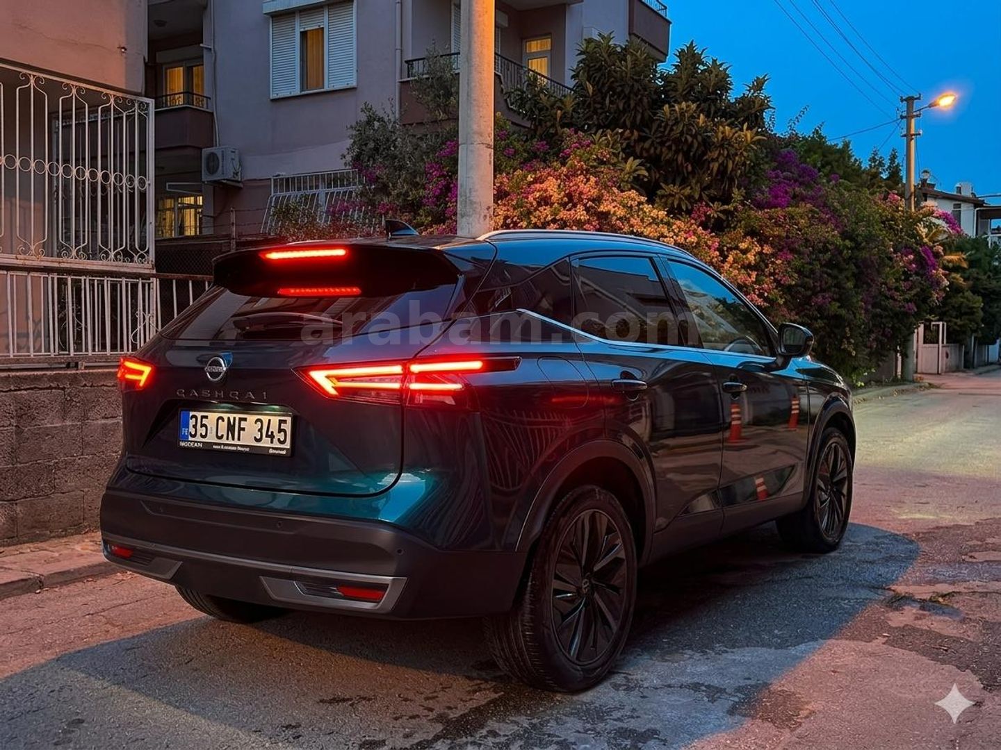 Sahibinden Nissan Qashqai 1.3 DIG-T Sky Pack 2025 Model İzmir