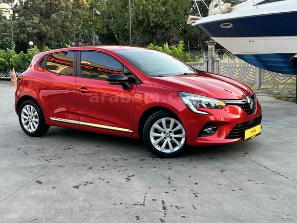 Galeriden Renault Clio 1.0 TCe Touch 2023 Model Aydın