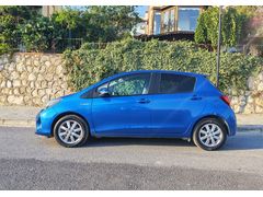 İlk Sahibinden 2015 Yaris Hibrit Spirit Servis Bakımlı Yakıt Cimrisi Sorunsuz Garaj Aracı
