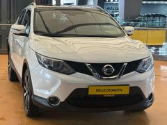 DİCLE OTO*DAN 2016 QASHQAİ CAM TAVAN DÜŞÜK KM TAMAMINA KREDİ TKS