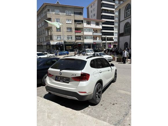 Sahibinden BMW X1 16i sDrive 2015 Model 