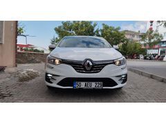 Sahibinden Renault Megane 1.3 TCe Touch 2023 Model