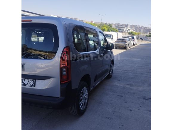 Sahibinden Fiat Doblo Combi 1.2 PureTech Easy 2025 Model