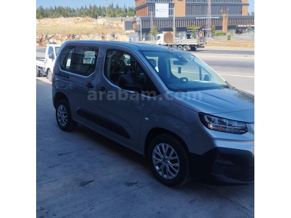 Sahibinden Fiat Doblo Combi 1.2 PureTech Easy 2025 Model