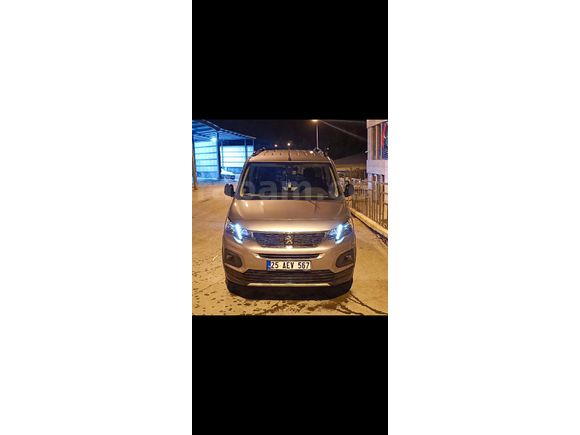 2023 çıkışlı Sahibinden Peugeot Rifter 1.5 BlueHDI Allure