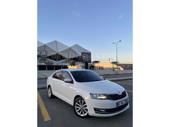 Sahibinden Skoda Rapid 1.6 TDI GreenTec Style 2017 Model 