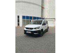 Sahibinden 2021 model hatasız Peugeot Rifter 