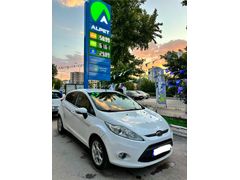 Sahibinden Ford Fiesta 1.4 TDCi Titanium 2012 Model  153.500 km Beyaz