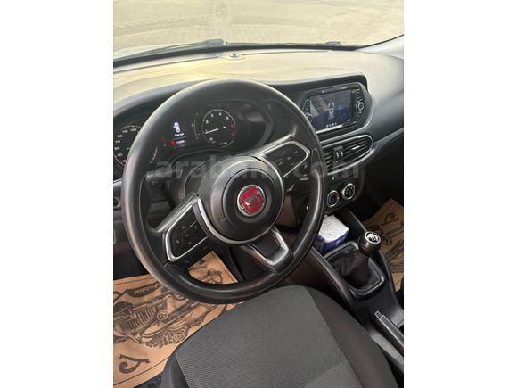 Sahibinden Fiat Egea 1.4 Fire Easy 2022 Model