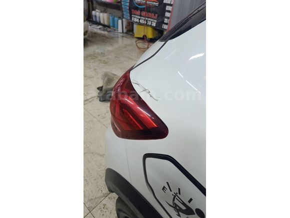 Sahibinden Dacia Sandero Stepway 1.0 Tce Comfort 2022 Model  63.000 km Beyaz