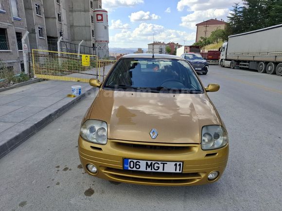 Sahibinden Renault Clio 1.4 2001 Model