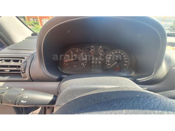 Sahibinden Renault Clio 1.4 2001 Model