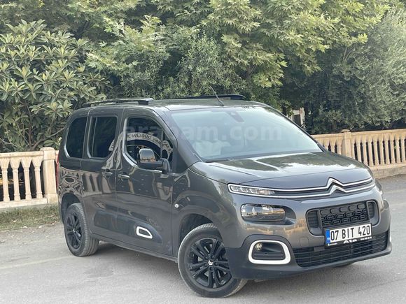Sahibinden Citroen Berlingo 1.5 BlueHDI Shine 2023 Model 