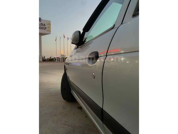 Sahibinden Renault Megane 1.4 Authentique 2003 Model 