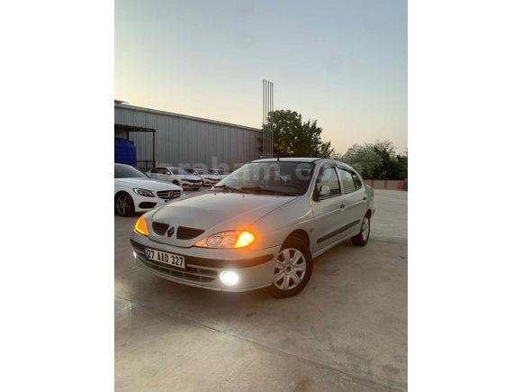 Sahibinden Renault Megane 1.4 Authentique 2003 Model 