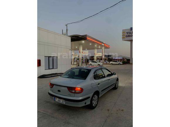 Sahibinden Renault Megane 1.4 Authentique 2003 Model 