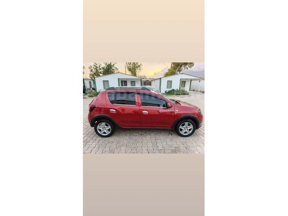 Sahibinden Dacia Sandero 1.5 dCi Stepway 2015 Model  161.000 km Kırmızı